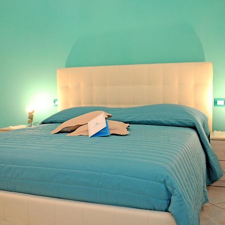 L'Isola Del Postino Rooms Procida Esterno foto