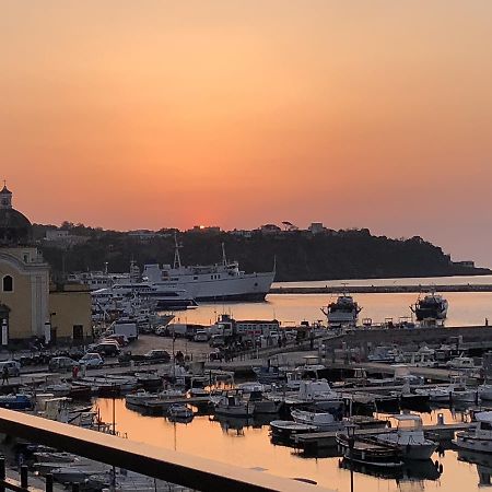 L'Isola Del Postino Rooms Procida Esterno foto